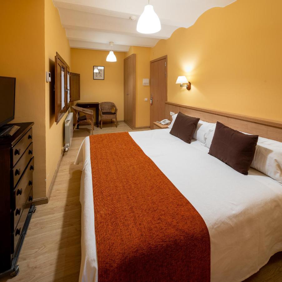 Hotel Ripoll Sant Hilari Sacalm Luaran gambar