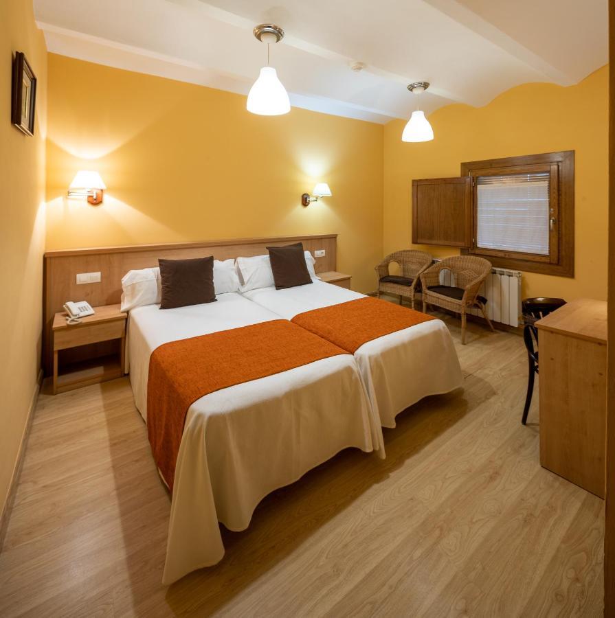 Hotel Ripoll Sant Hilari Sacalm Luaran gambar